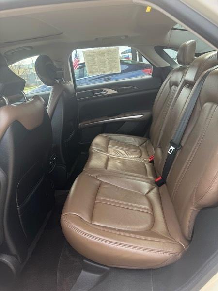 Lincoln MKZ FWD 2015