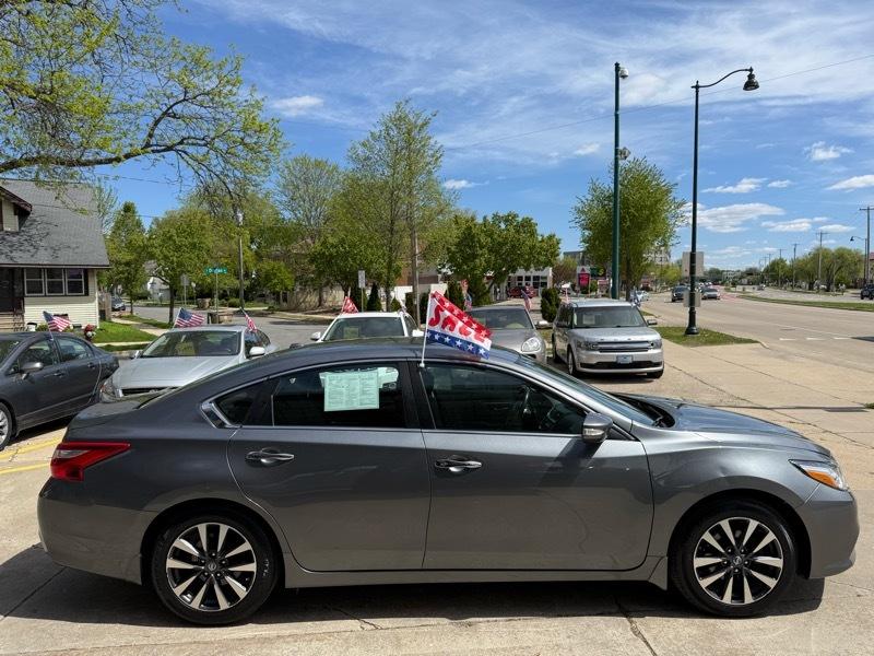 Nissan Altima 2.5 SV 2016