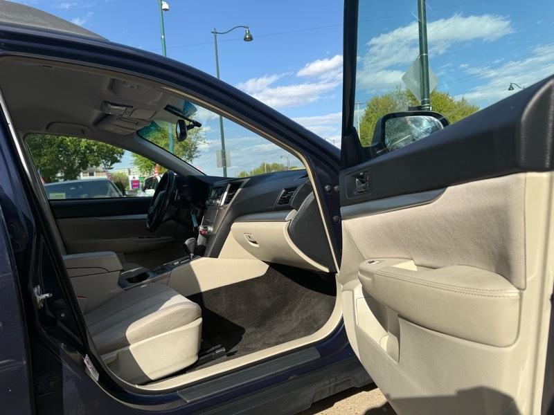 Subaru Outback 2.5i Premium 2013