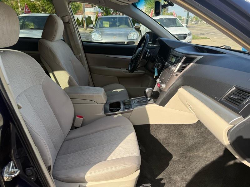Subaru Outback 2.5i Premium 2013