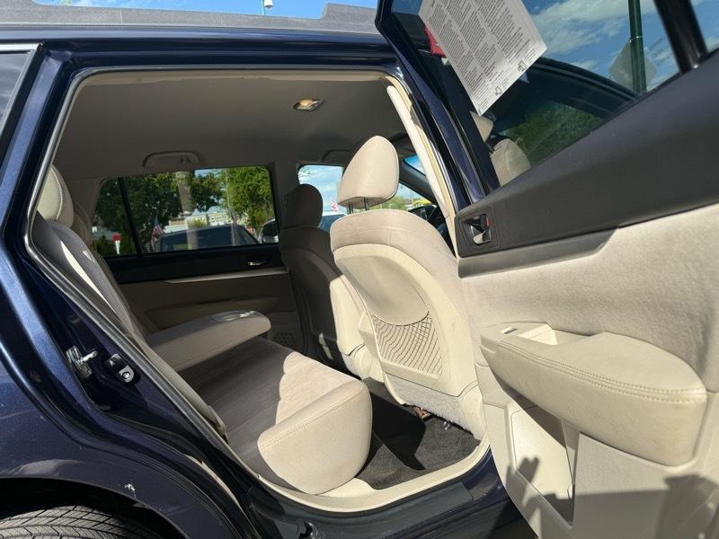 Subaru Outback 2.5i Premium 2013