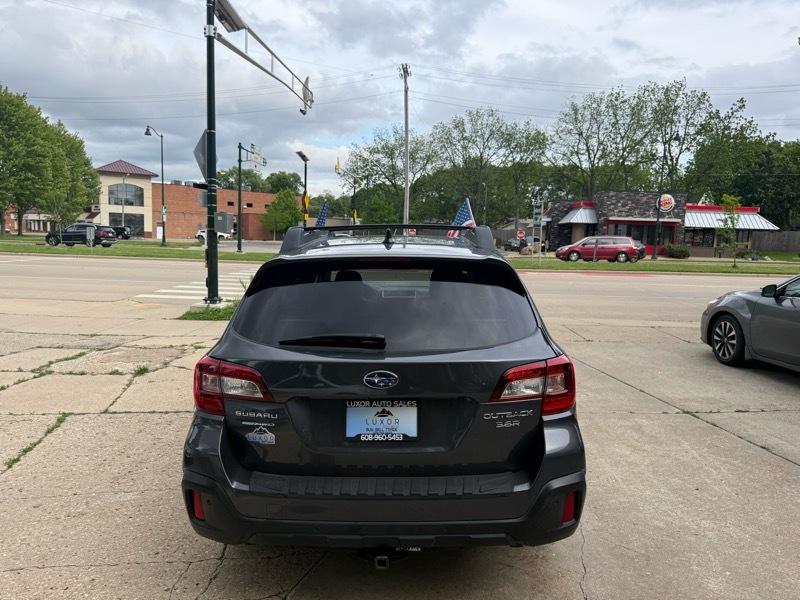 Subaru Outback 3.6R Limited 2019