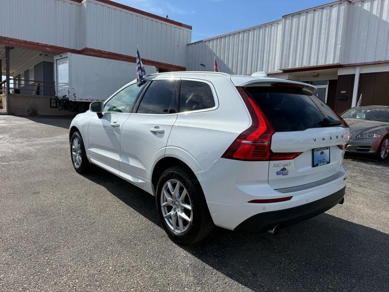 Volvo XC60 T6 AWD Momentum 2021