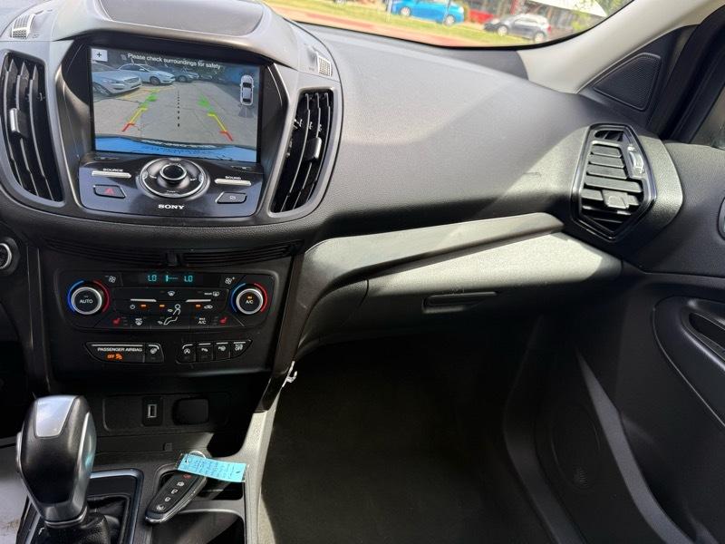 Ford Escape Titanium AWD 2019