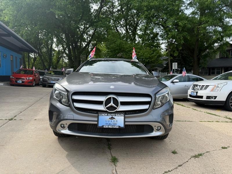 Mercedes-Benz GLA GLA 250 4MATIC SUV 2016