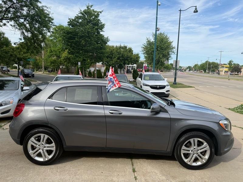 Mercedes-Benz GLA GLA 250 4MATIC SUV 2016