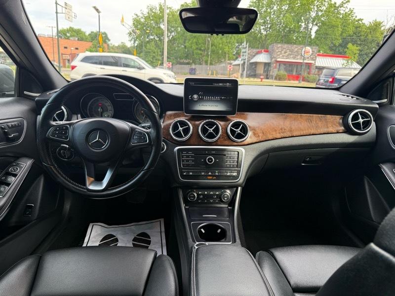 Mercedes-Benz GLA GLA 250 4MATIC SUV 2016