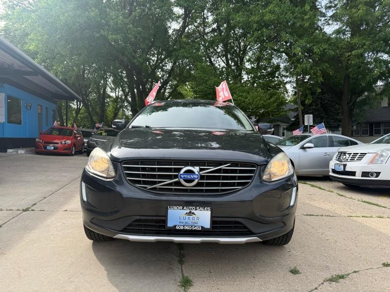 2015 Volvo XC60 T6 AWD Auto's photo