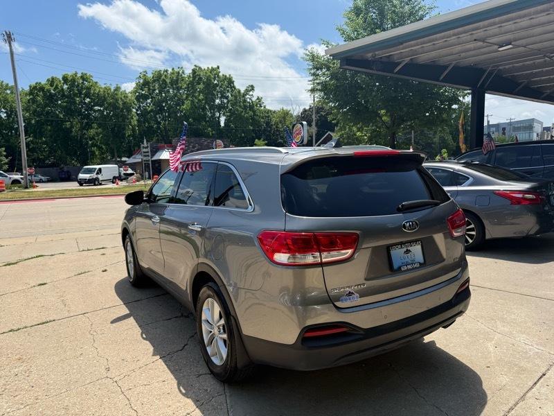 Kia Sorento LX 2016