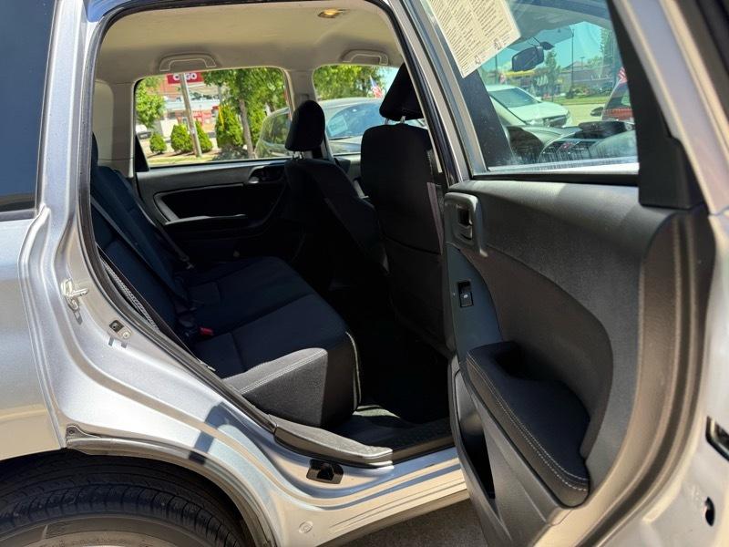 Subaru Forester 2.5i 2014