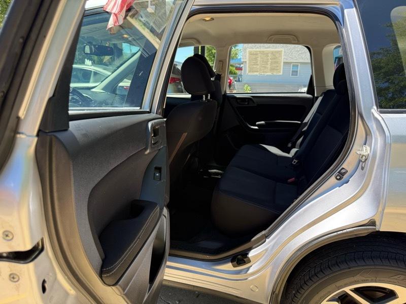 Subaru Forester 2.5i 2014