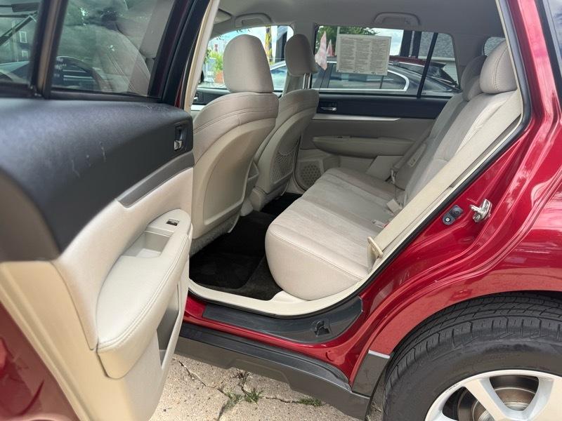 Subaru Outback 2.5i Premium 2013