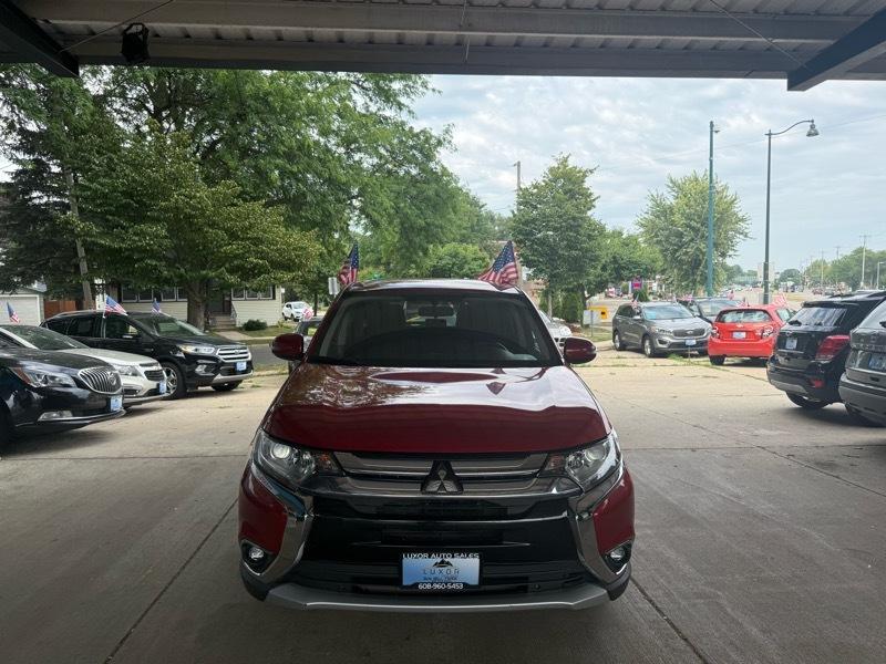 Mitsubishi Outlander SE 2016