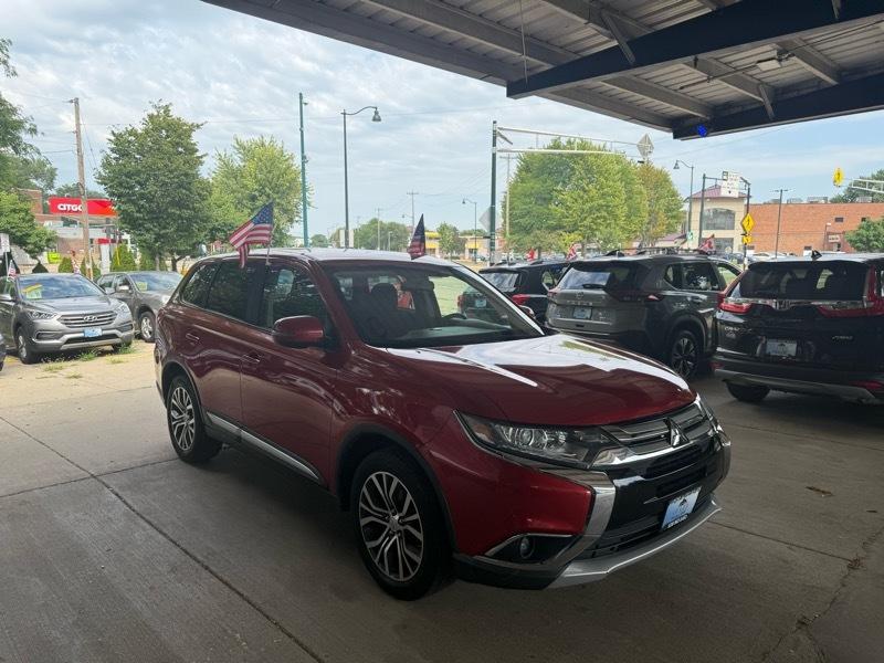 Mitsubishi Outlander SE 2016