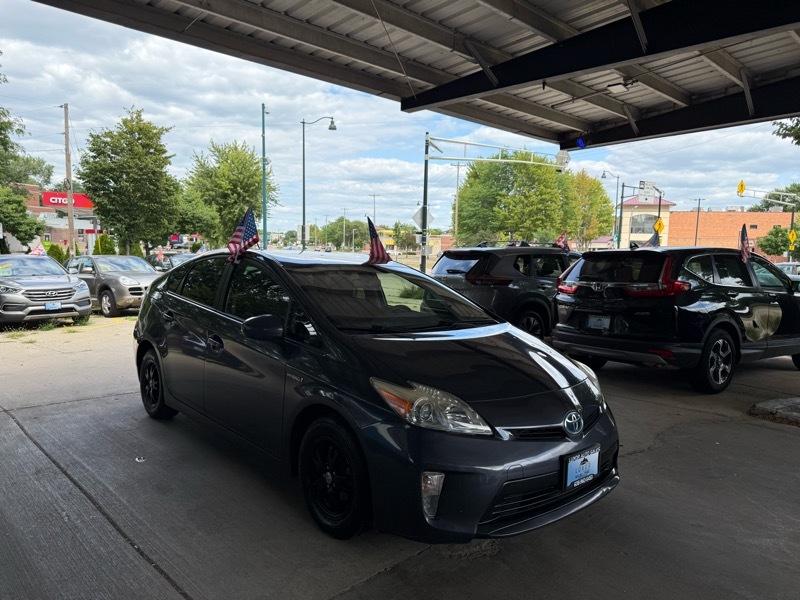 Toyota Prius Two 2015