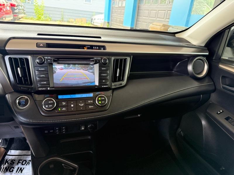 Toyota RAV4 XLE 2018