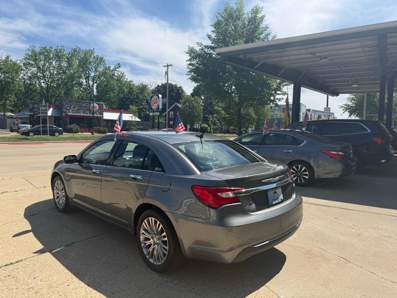 Chrysler 200 Limited 2012