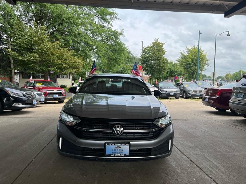 Volkswagen Jetta Sport 2024
