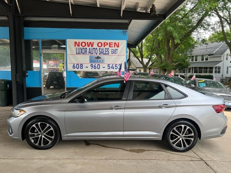 Volkswagen Jetta Sport 2024