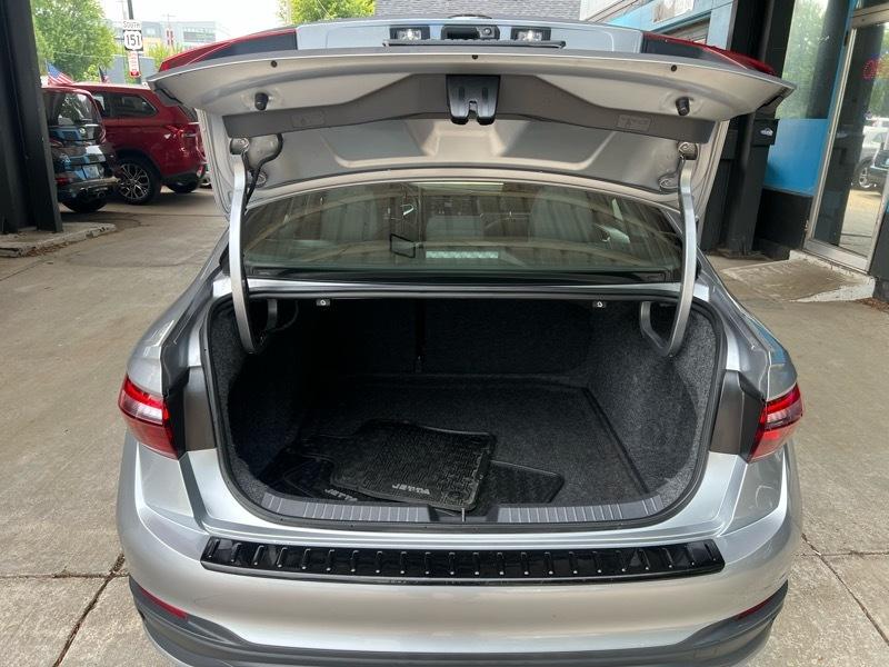 Volkswagen Jetta Sport 2024
