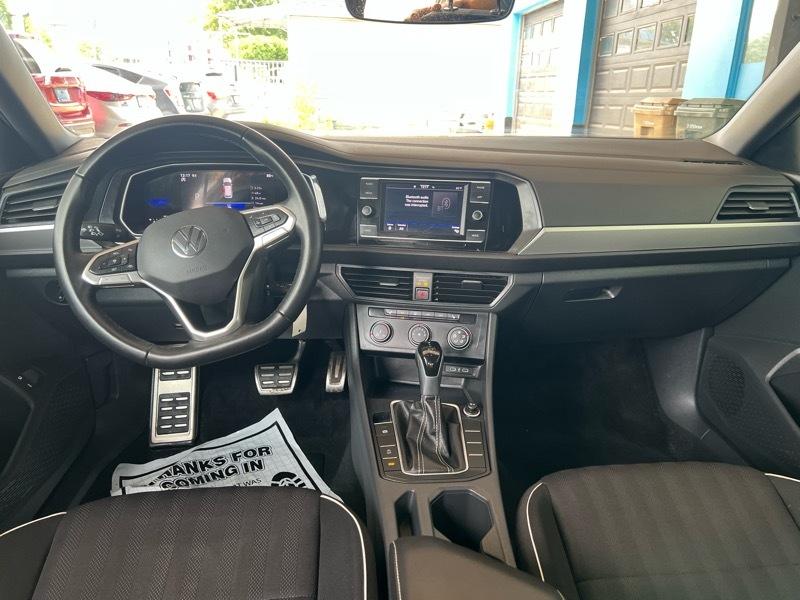 Volkswagen Jetta Sport 2024
