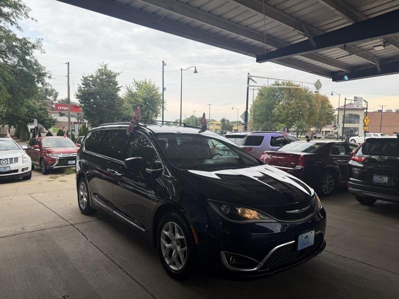 Chrysler Pacifica Touring L Plus 2017