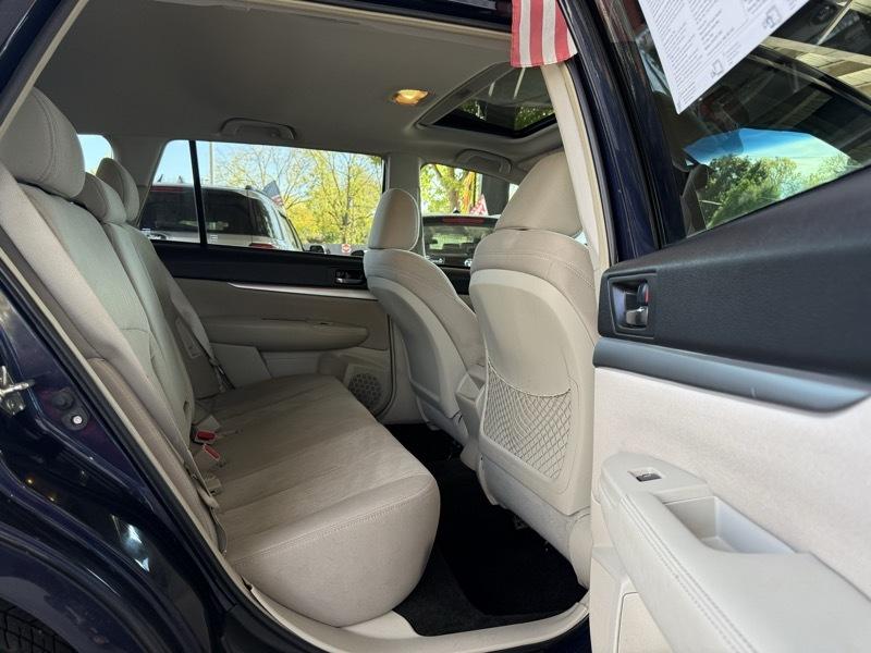 Subaru Outback 2.5i Premium 2014