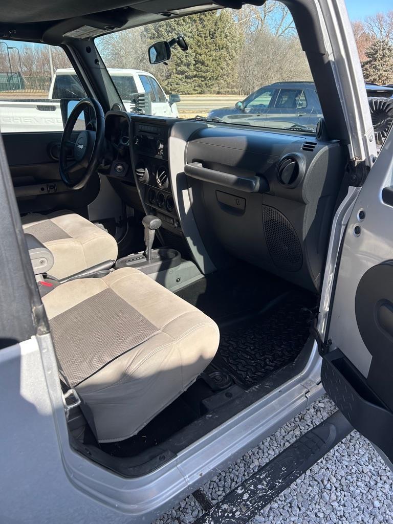 Jeep Wrangler Sport 4WD 2010