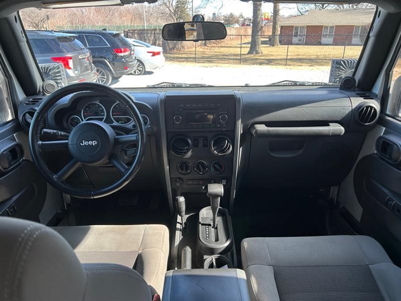 Jeep Wrangler Sport 4WD 2010