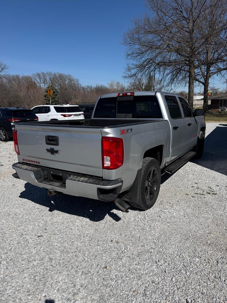 Chevrolet Silverado 1500 LTZ Crew Cab 4WD 2017