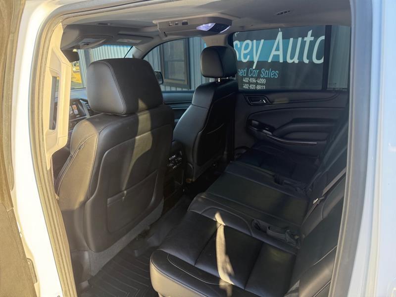 Chevrolet Suburban LT 4WD 2015