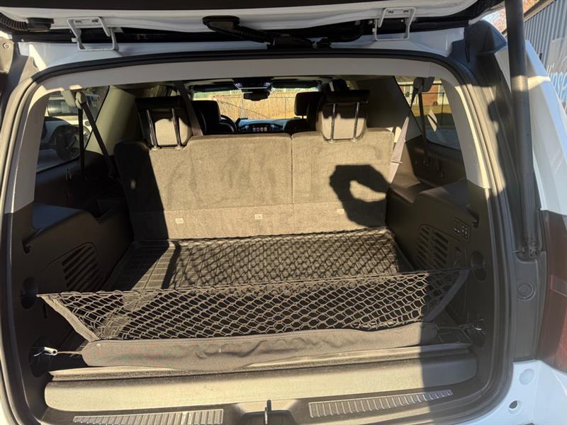 Chevrolet Suburban LT 4WD 2015