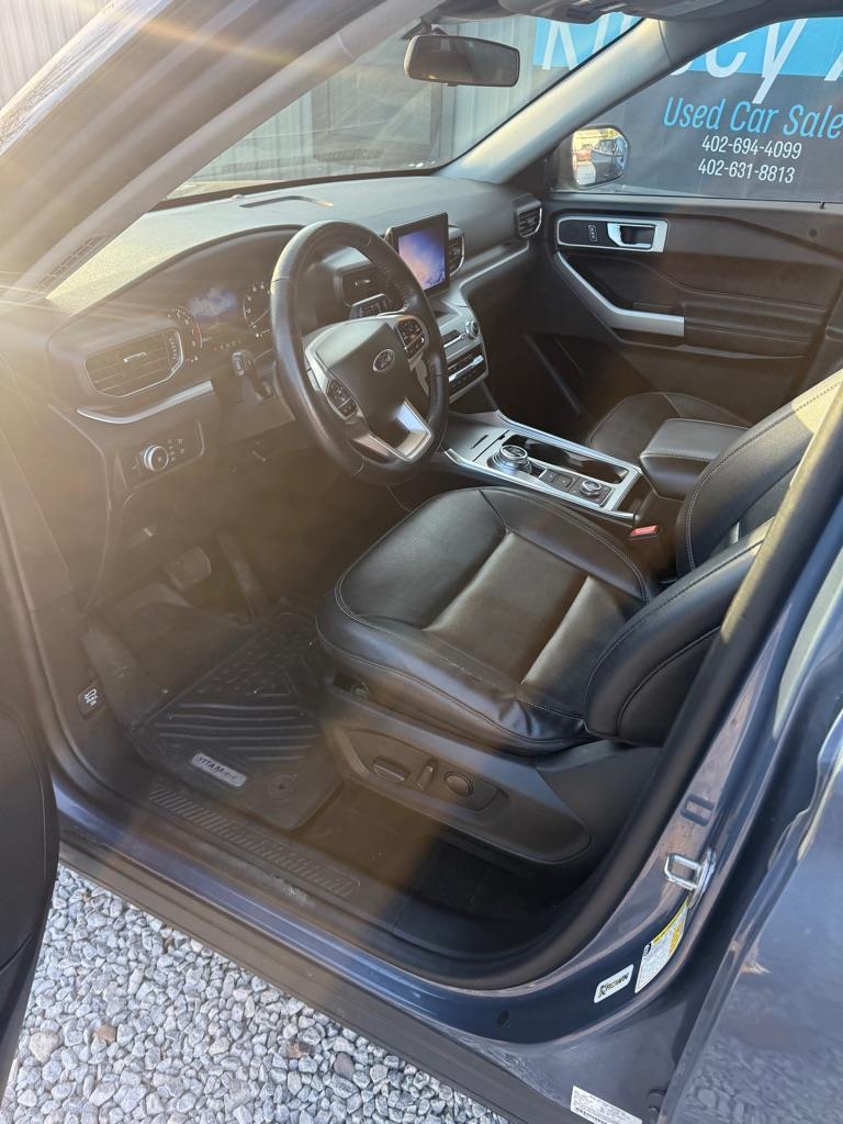 Ford Explorer XLT AWD 2021