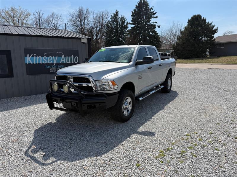 RAM 2500 Tradesman Crew Cab SWB 4WD 2017