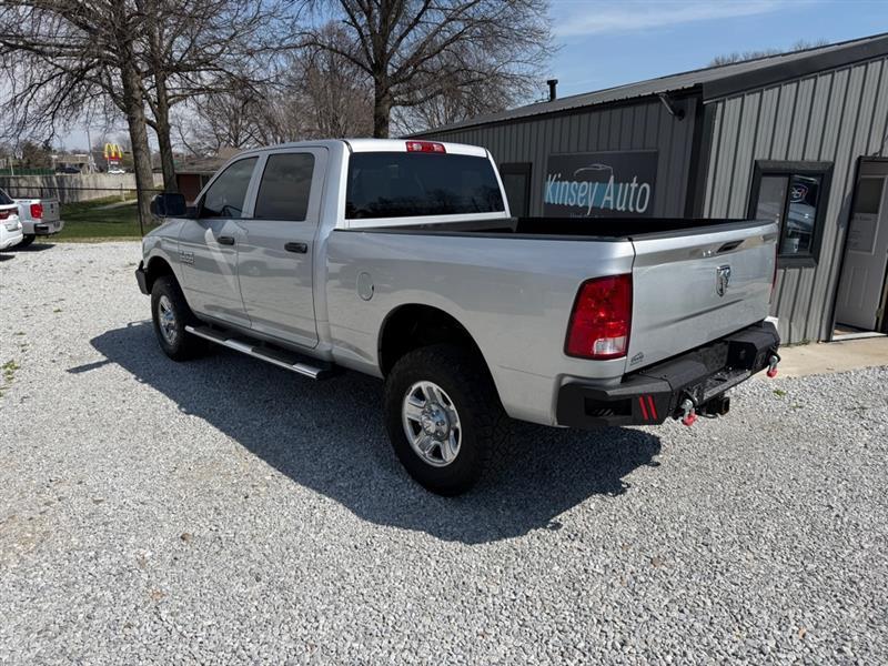 RAM 2500 Tradesman Crew Cab SWB 4WD 2017