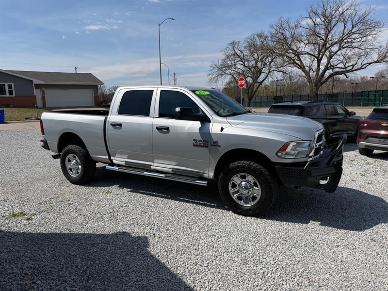 RAM 2500 Tradesman Crew Cab SWB 4WD 2017
