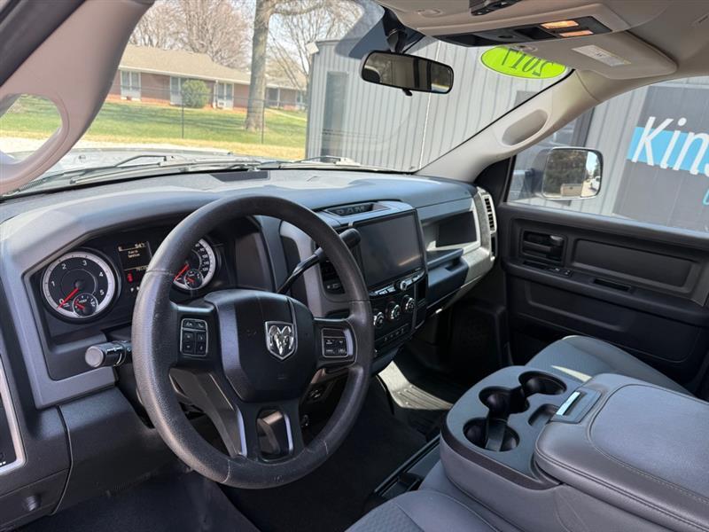 RAM 2500 Tradesman Crew Cab SWB 4WD 2017