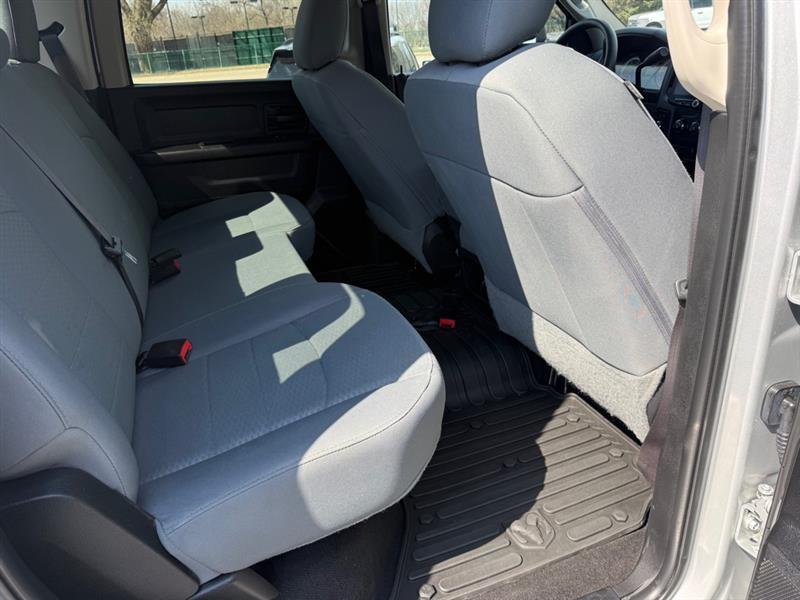 RAM 2500 Tradesman Crew Cab SWB 4WD 2017