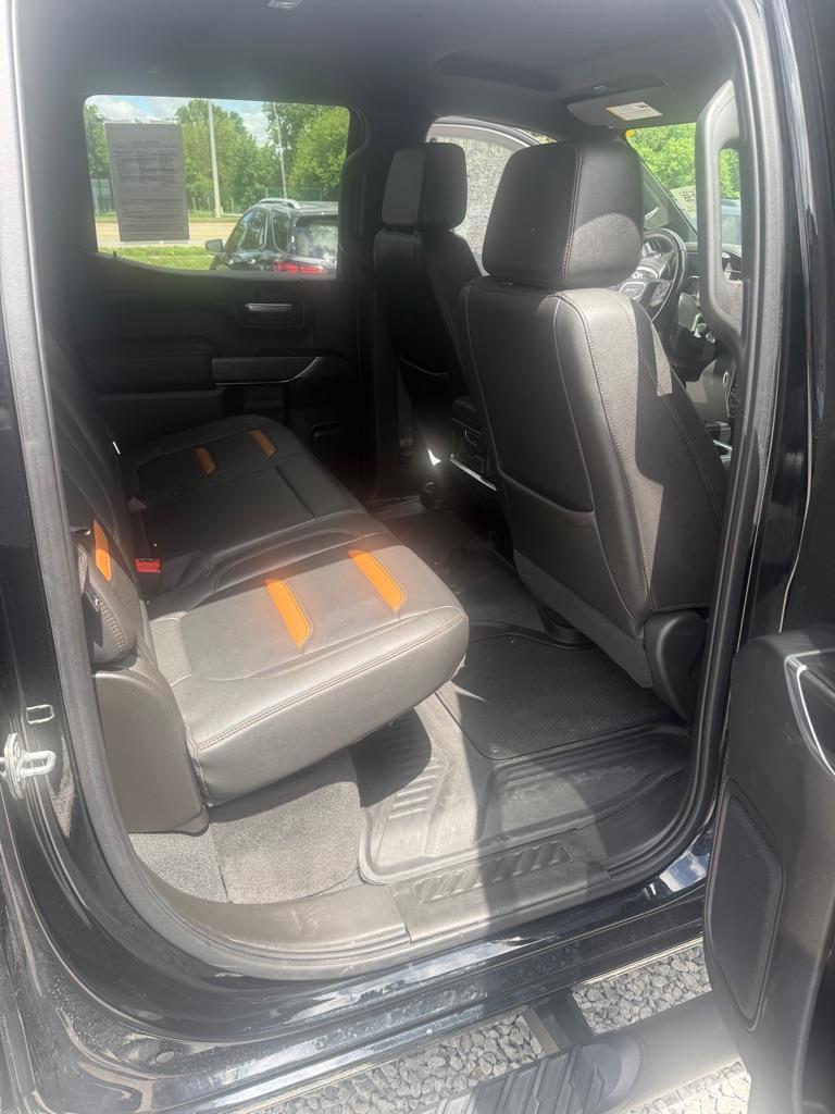 GMC Sierra 1500 AT4 Crew Cab Long Box 4WD 2021
