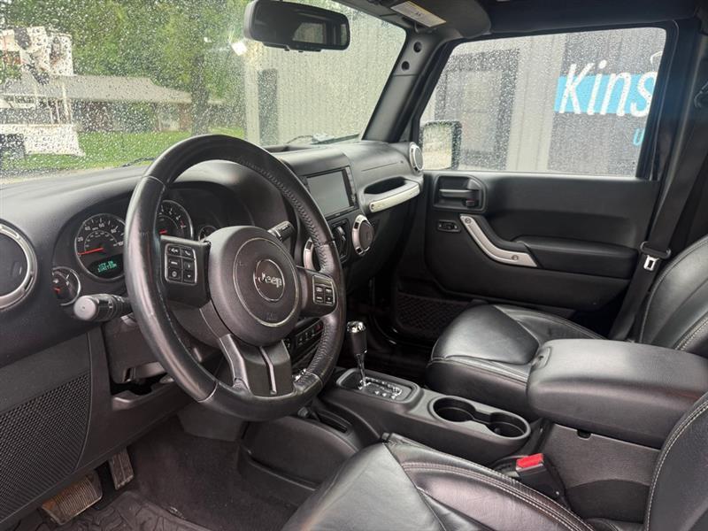 Jeep Wrangler Unlimited Sahara 4WD 2017