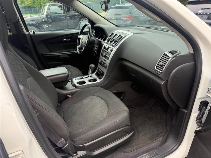 GMC Acadia SLE-1 AWD 2012