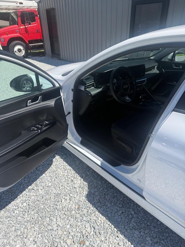 Kia K5 LXS 2021