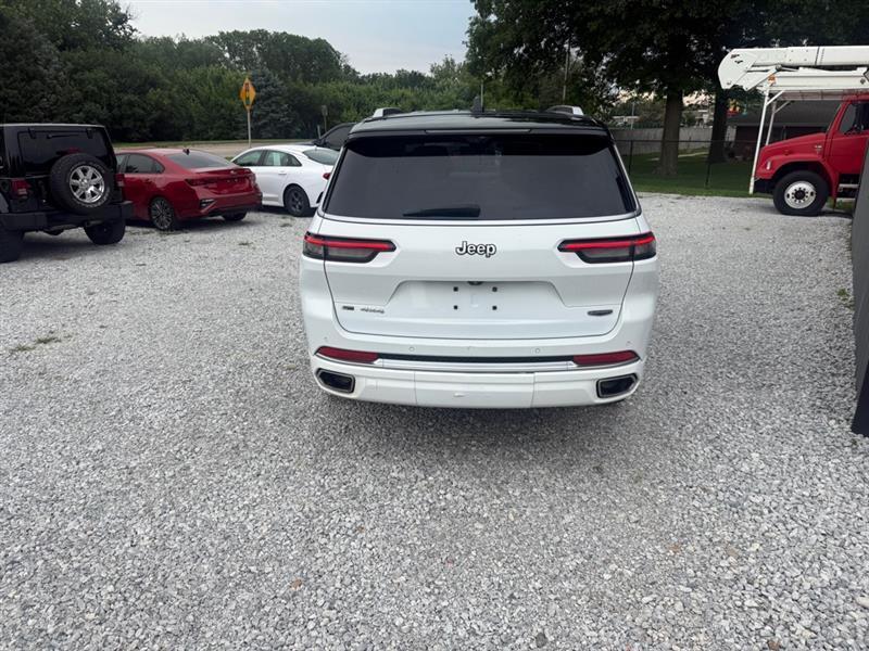 Jeep Grand Cherokee L Summit 4WD 2023