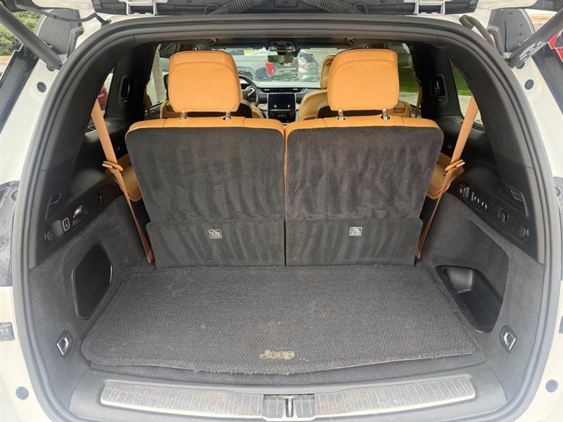 Jeep Grand Cherokee L Summit 4WD 2023