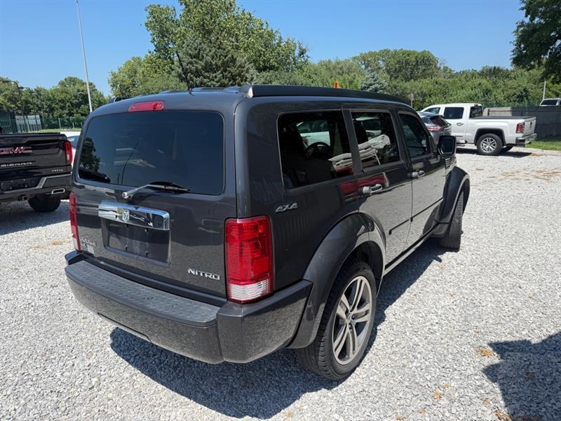 Dodge Nitro Shock 4WD 2011