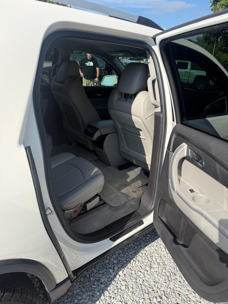 GMC Acadia SLT-1 AWD 2011