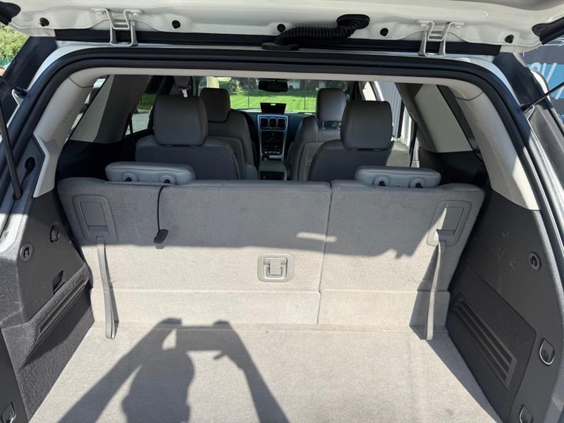 GMC Acadia SLT-1 AWD 2011