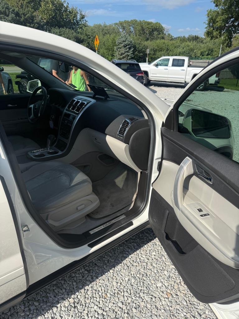 GMC Acadia SLT-1 AWD 2011