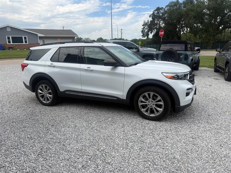 Ford Explorer XLT AWD 2020