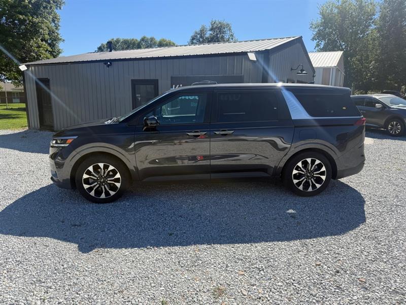 Kia Carnival EX 2022